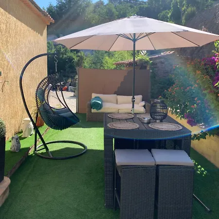 Tres Joli Studio Le Rayol-Canadel-sur-Mer