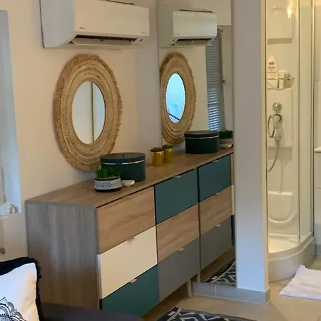 Tres Joli Studio Apartman *